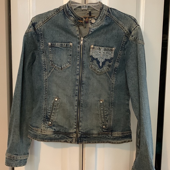 UEC Yuka Jeans boutique jean jacket zippered w embroidered pocket detailing szM - Picture 7 of 8